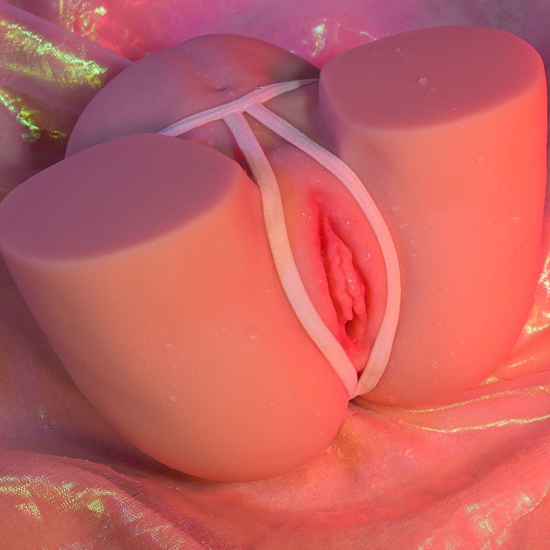 Brandi_5.5LB_Ass_Pocket_Pussy_Realistic_Sex_Toy_Lying